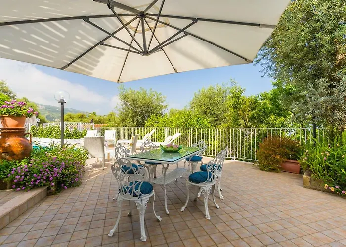 Flats Villa Sorrento