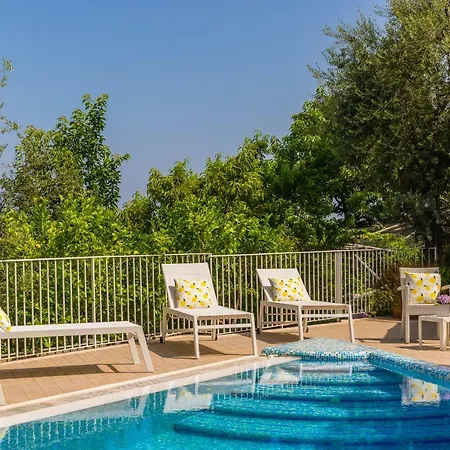 Villa Flats Sorrento