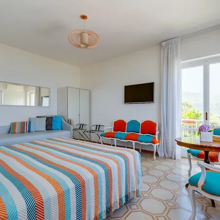 Villa Flats Sorrent